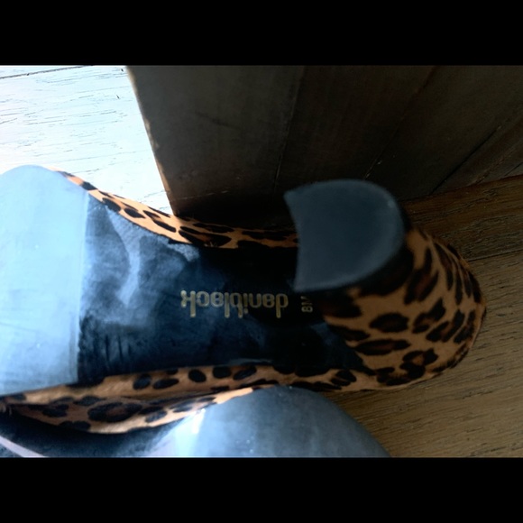 Leopard Heels like new size 8 - Picture 10 of 12